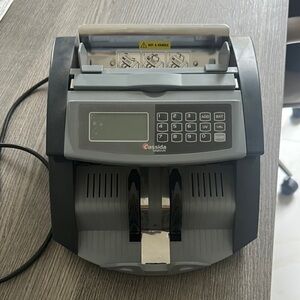 CASSIDA 5520 UV BILL COUNTER